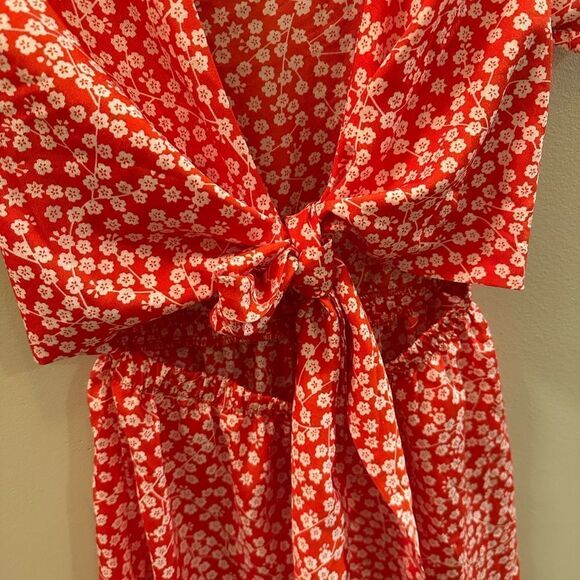 Princess Polly Women's Virgo Tie Front Short Sleev Romper sz2 - Picture 5 of 6